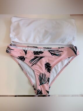 🐣5/$25-SHEIN White and Light Pink Tropical Leaf Swim Top and Bottoms